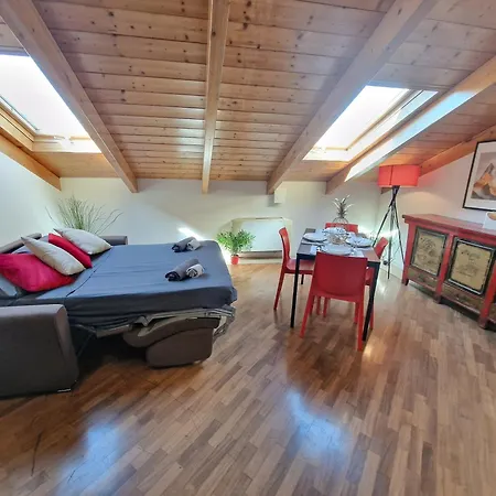 Casa Nuf Apartment *